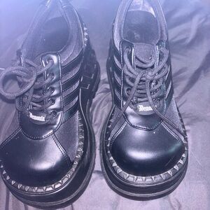 Black demonia platform sneakers